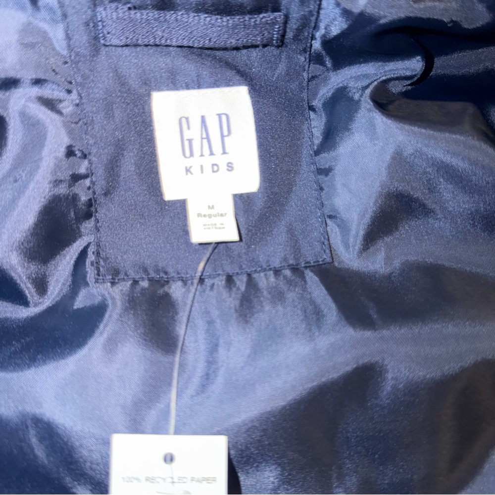 NWT l GAP Kids l Puffer Vest l Size:YM - Picture 8 of 8